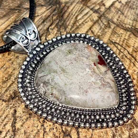 Crazy Lace Agate Pendant 2 1/4” - Picture 13 of 15